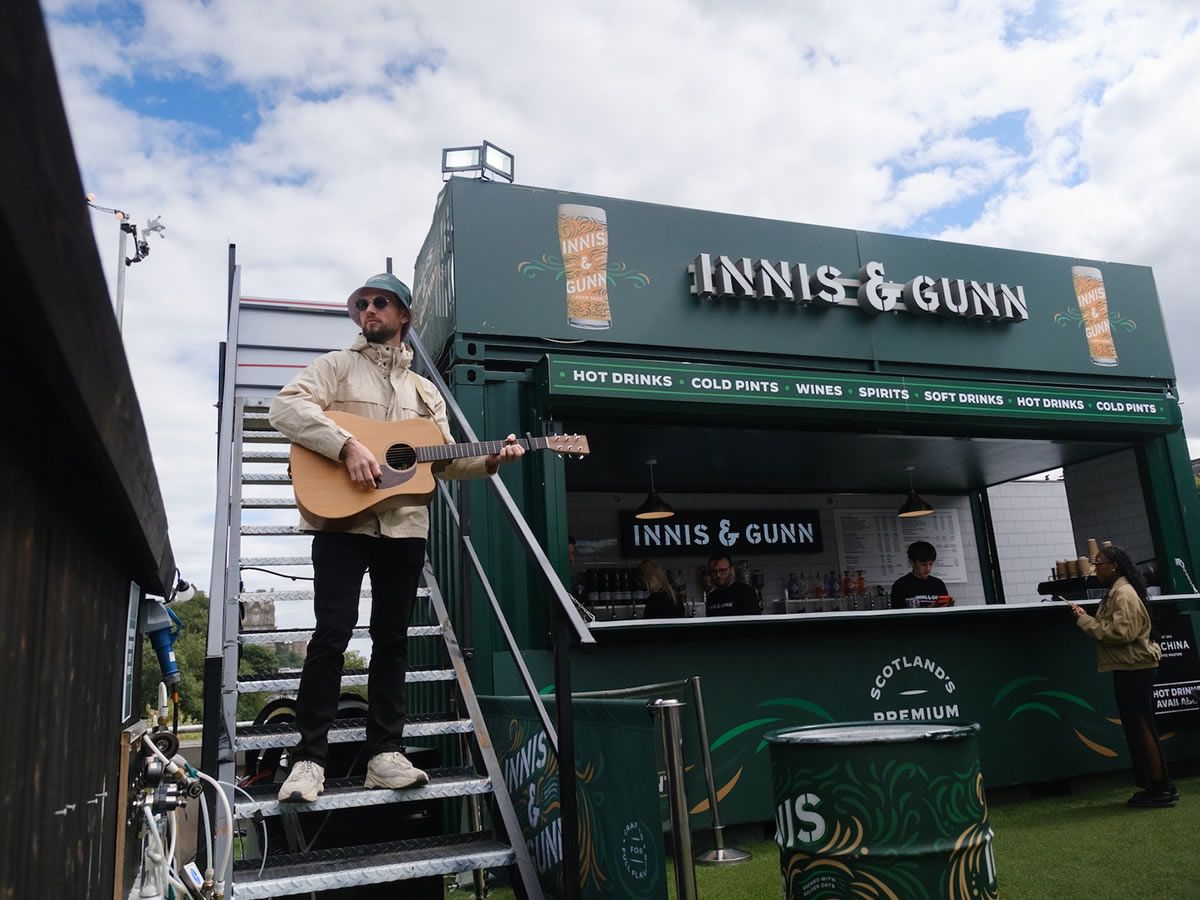 Innis & Gunn launch Wonderwall World Championships to celebrate Oasis reunion gigs in Edinburgh