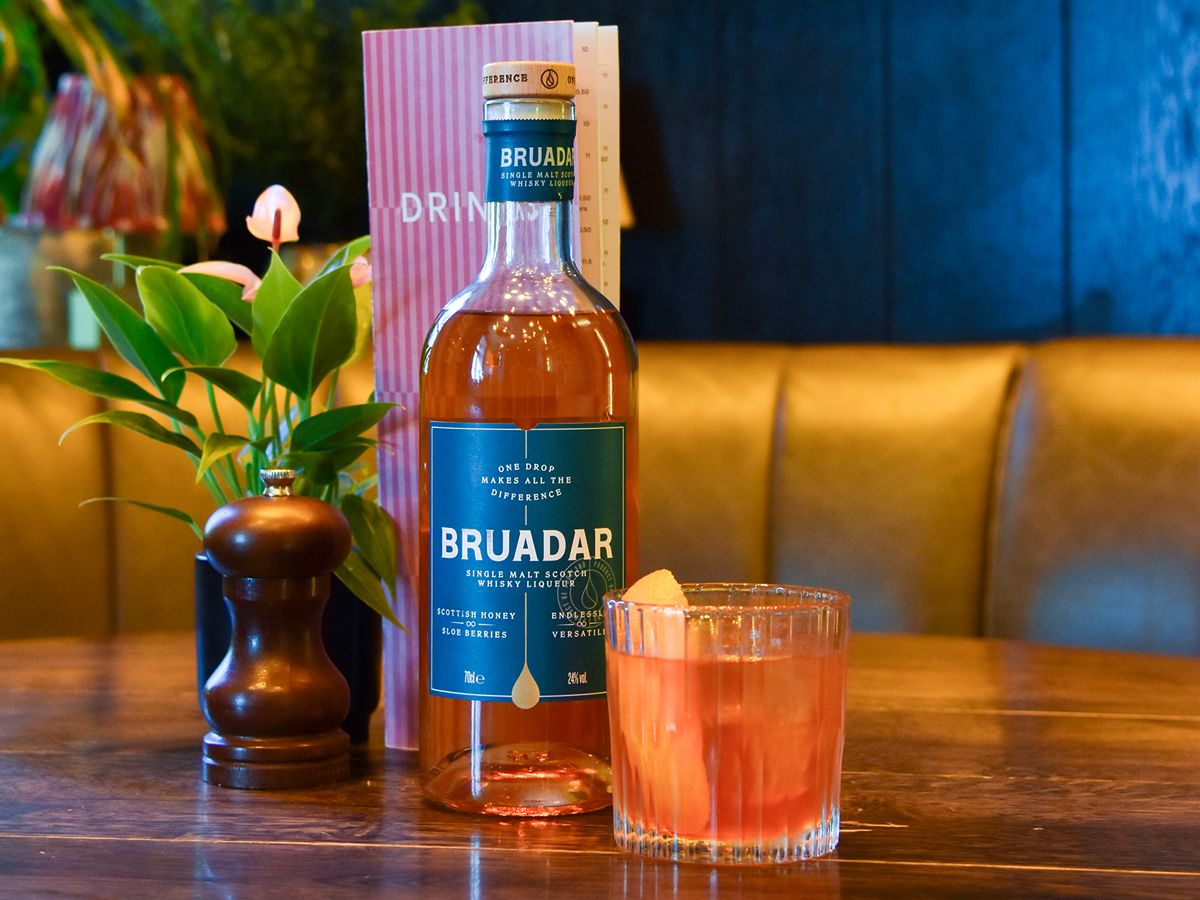 Bruadar toasts World Bee Day with honey infused cocktails in bars across Scotland