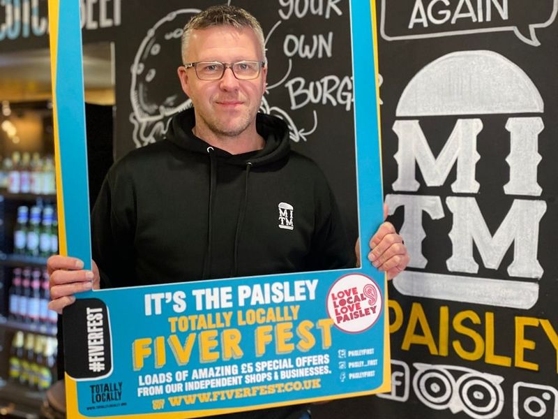 Grab yourself a deal in Paisley town centre with FiverFest!