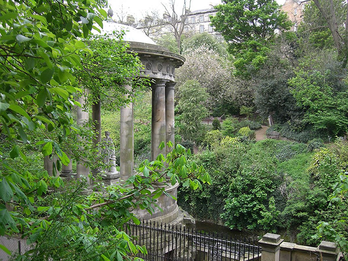 Scotland’s Gardens Scheme Open Garden: Moray Place and Bank Gardens