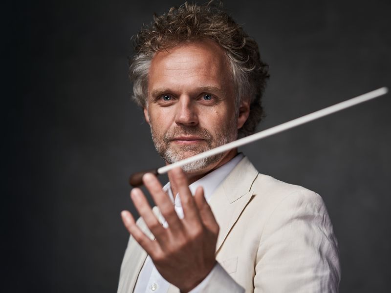 Søndergård Conducts Beethoven Nine