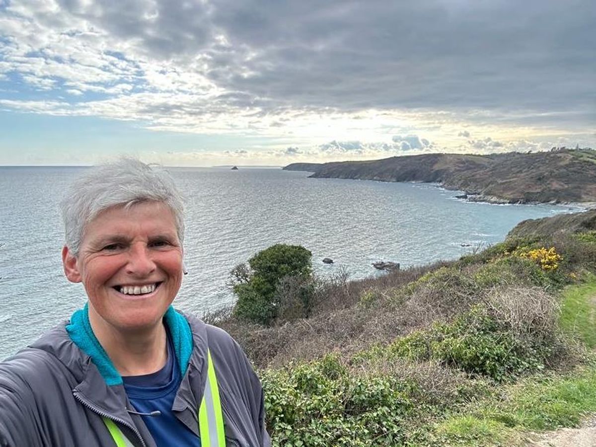 Glasgow woman adds Great Scottish Run to epic 5,000 mile trek in memory of late wife