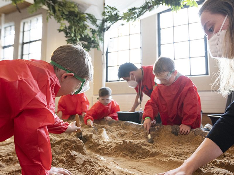 Edinburgh Science Festival: Dig Up A Dinosaur