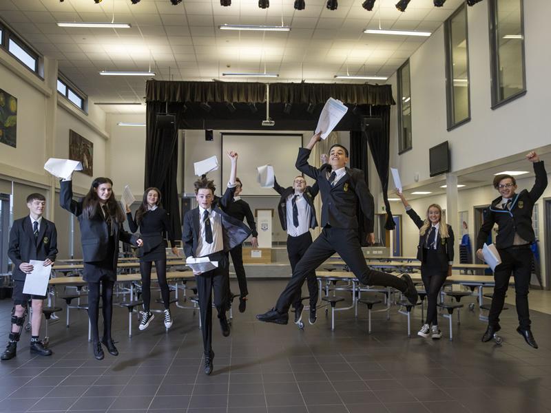 Pupils across Renfrewshire receive national qualifications