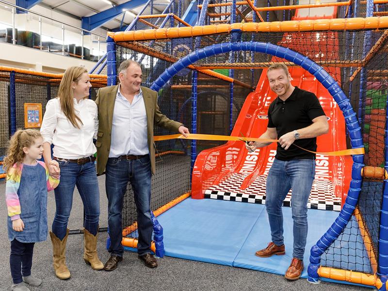 Sir Chris Hoy MBE opens new Indoor Activity Centre at Conifox Adventure Park
