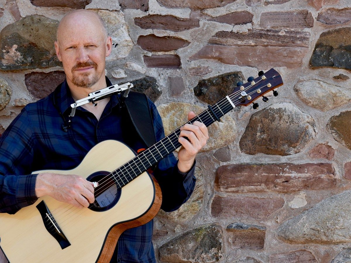 Jim Malcolm with The Canny Band