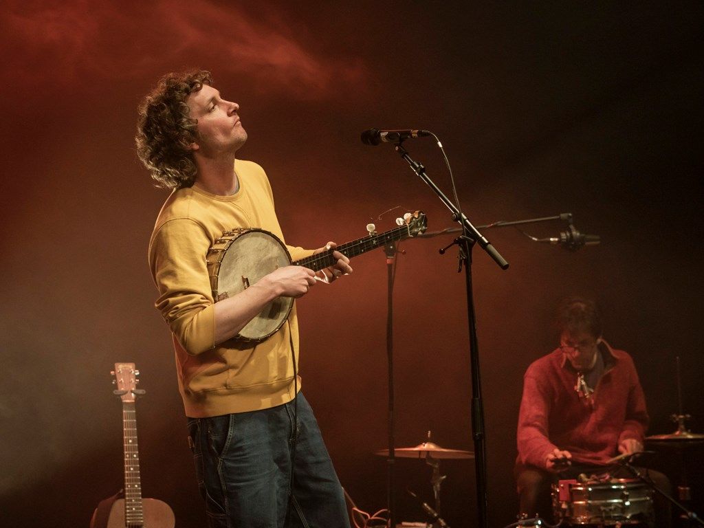 Sam Amidon with Allison De Groot & Tatiana Hargreaves