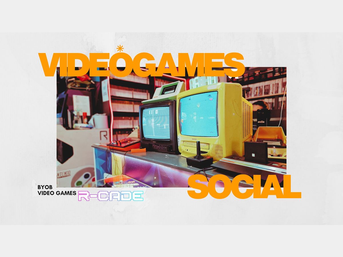 R-CADE Videogames Social
