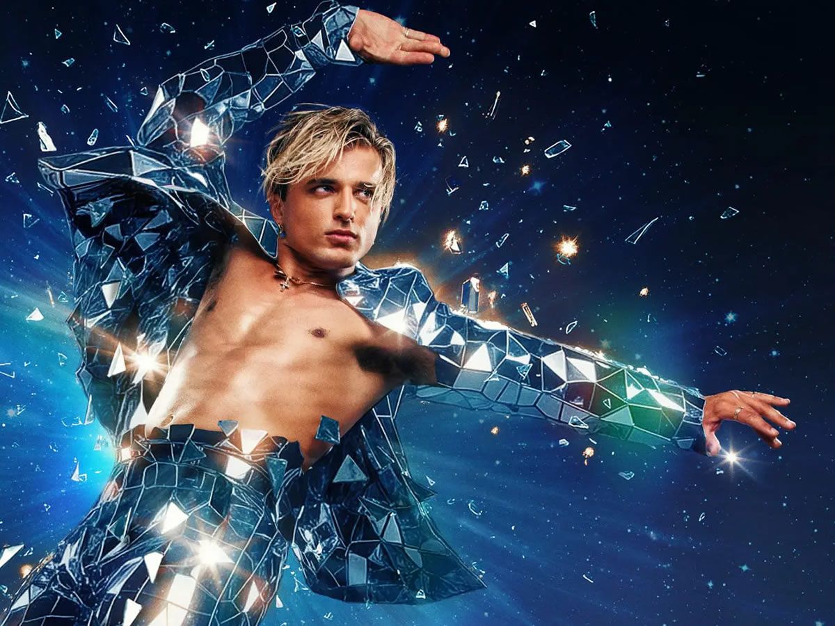 Nikita Kuzmin: Supernova