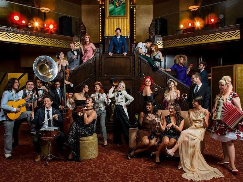 Scott Bradlee’s Postmodern Jukebox