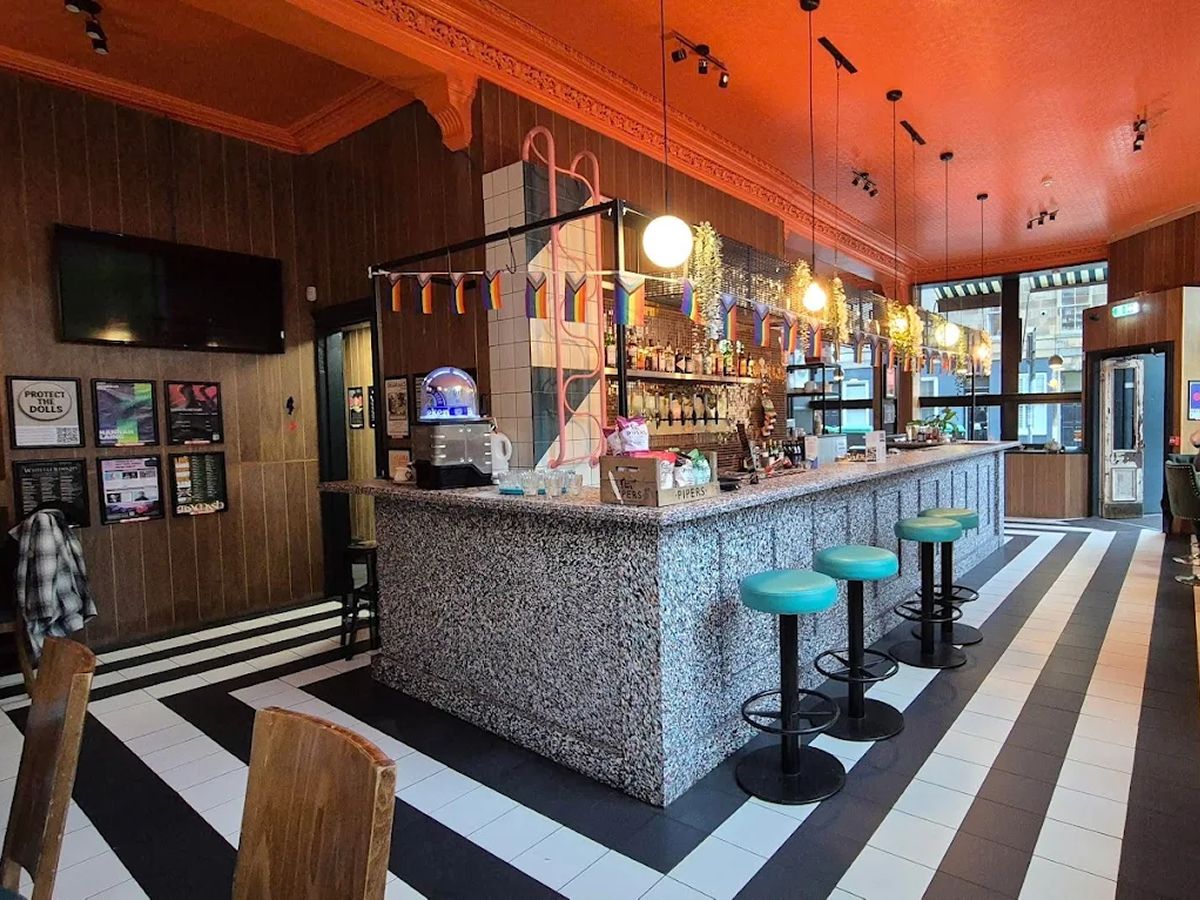 Third Date Bar and Kitchen