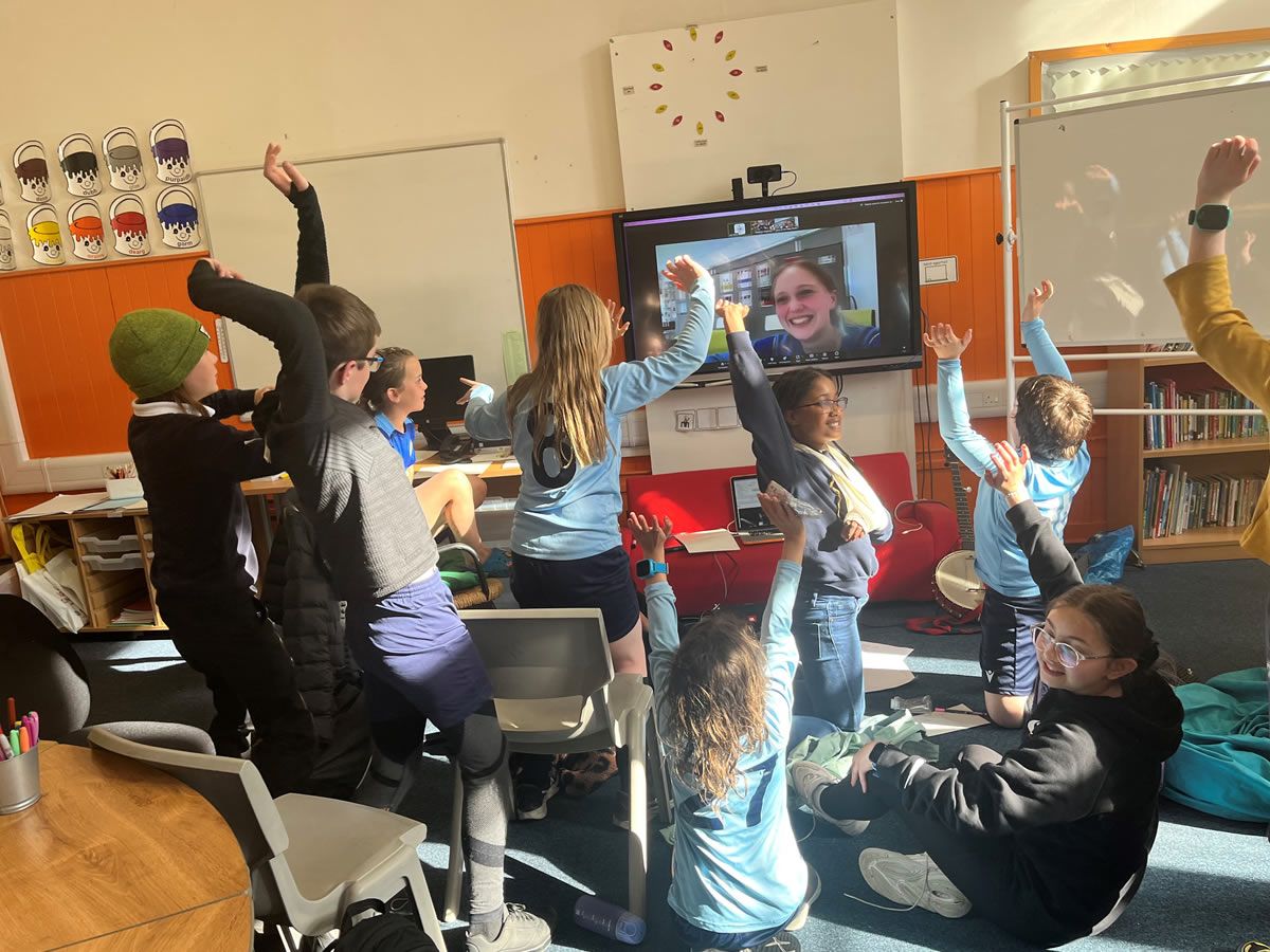 Edinburgh school kids team up with Kabin Crew to create a new rap song in Irish and Scottish Gaelic
