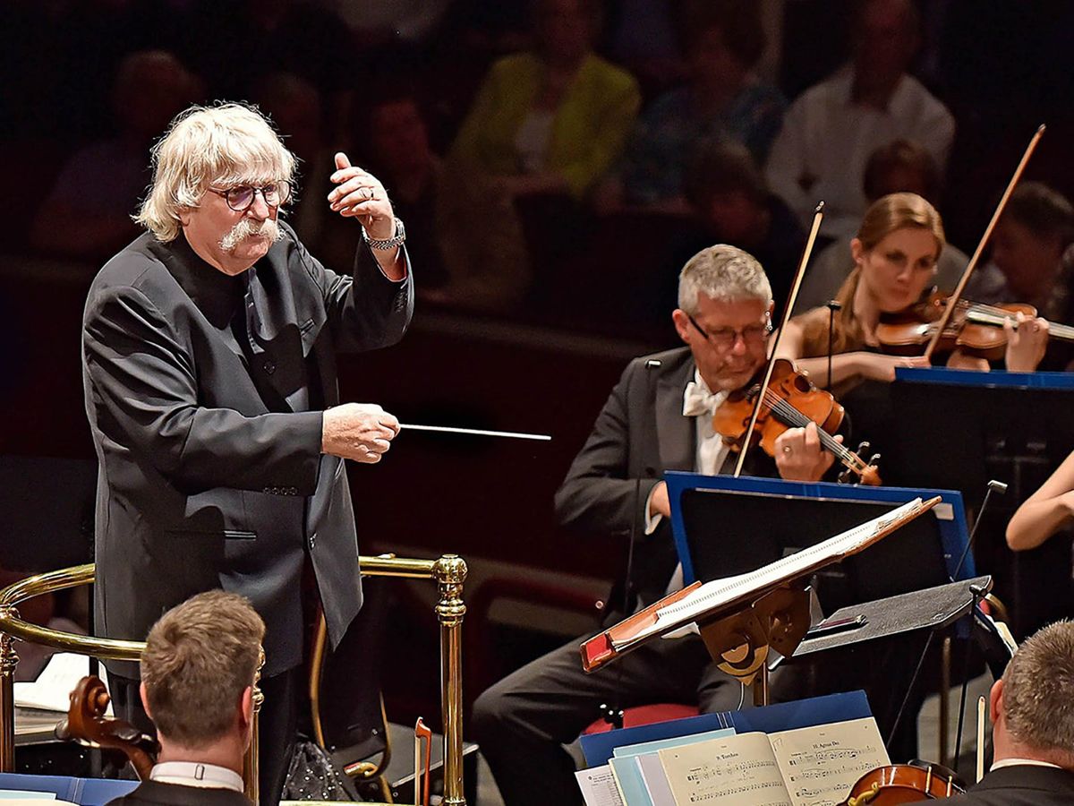 Sir Karl Jenkins Conducts The Armed Man