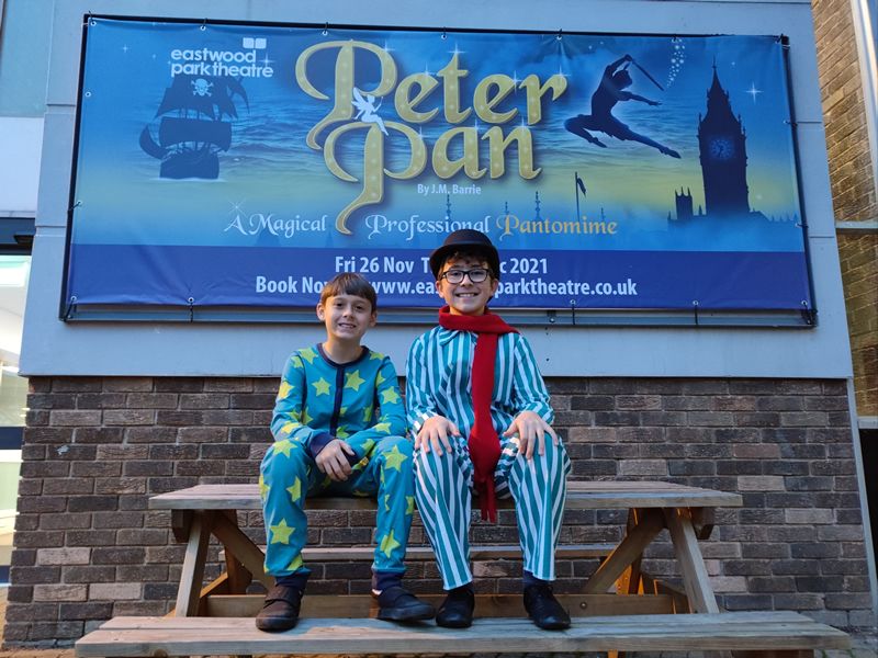 Pupils land leading panto roles