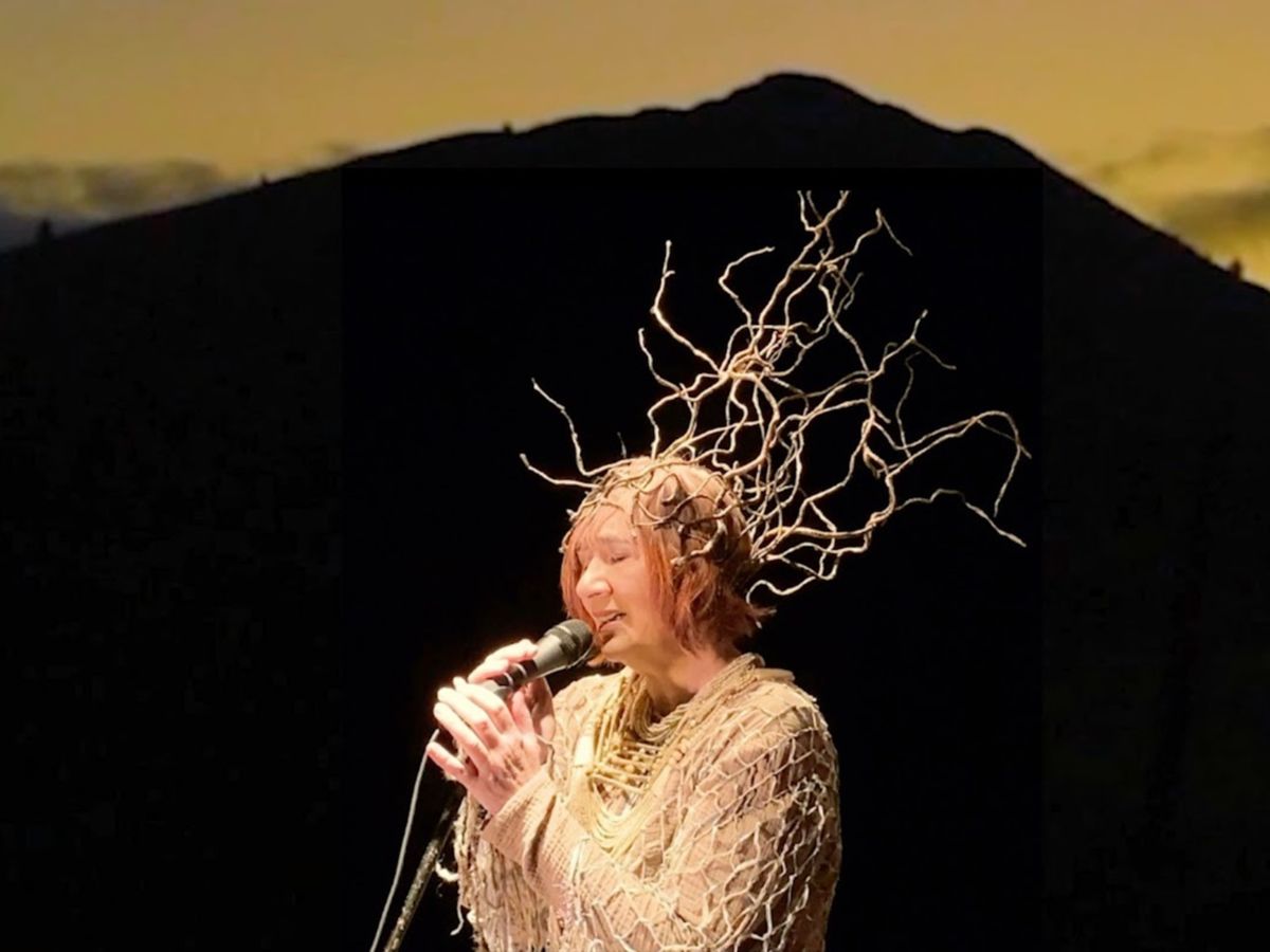 Fiona Soe Paing: Sand,Silt, Flint with Quinie