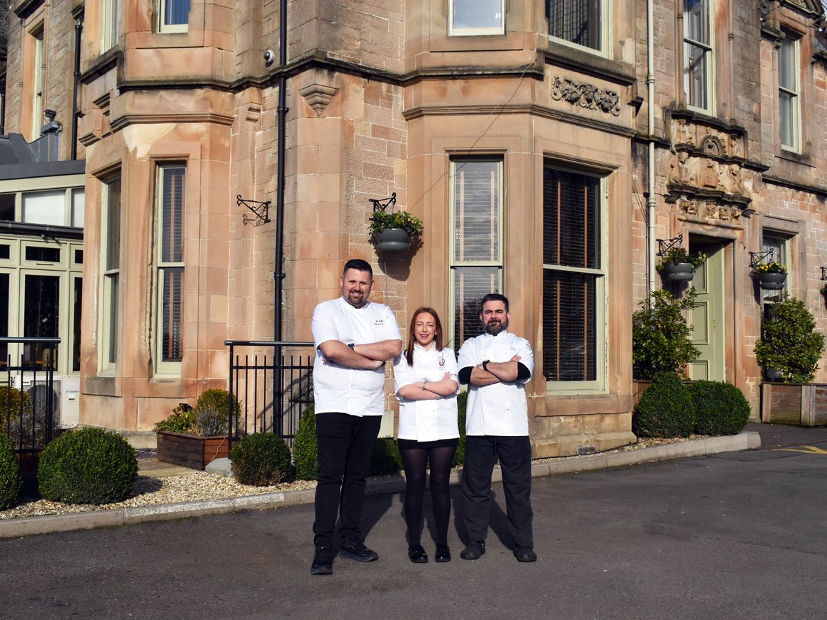 Stirlingshire restaurant turns kitchen to classroom for high school master chefs
