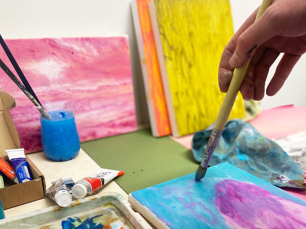Exploring Acrylic - Painting The Figure with Sam Drake