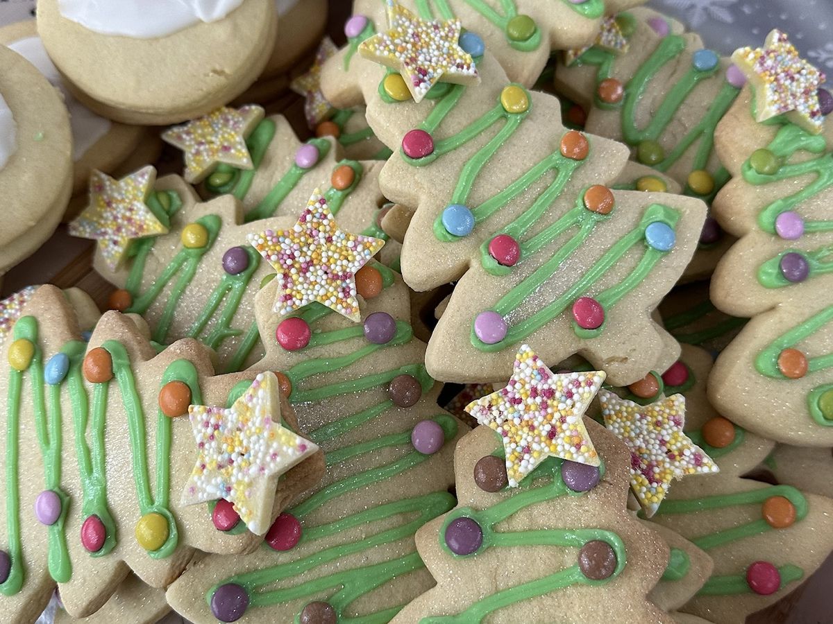 Bowfield Christmas Market & Family Fun Day