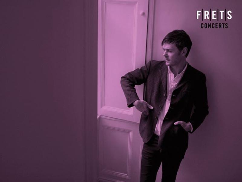 Roddy Woomble Acoustic Concert at FRETS