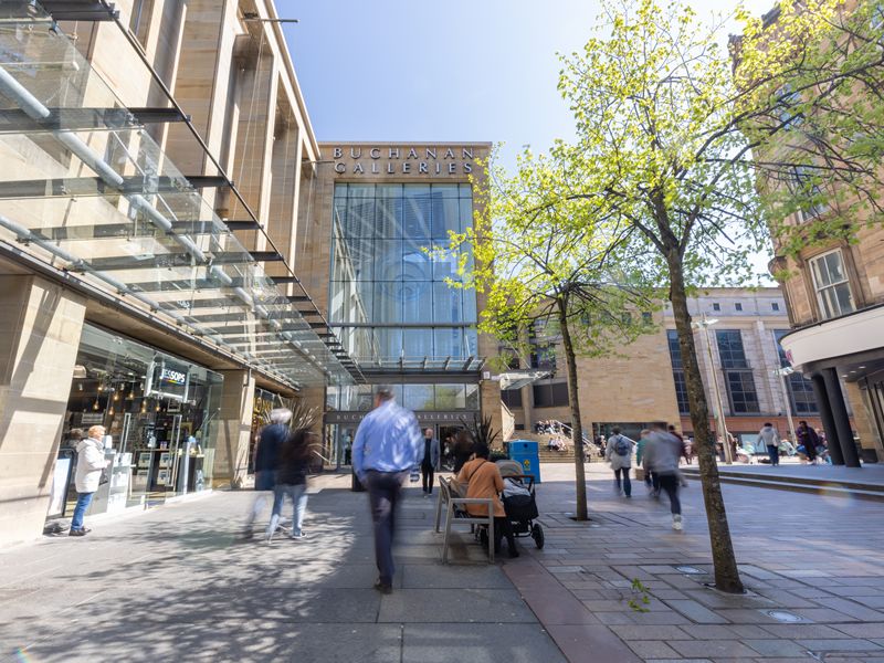 Clarks buchanan deals street