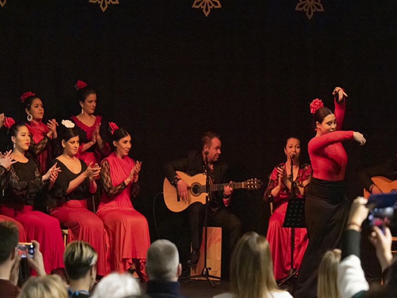 Tablao Flamenco with TuFlamenco