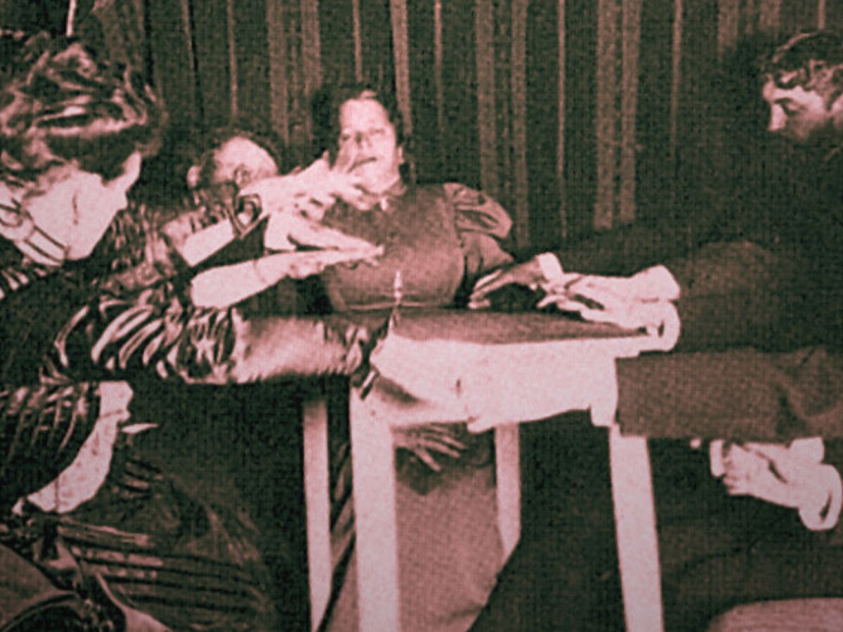 Adult Halloween Event: Spirits of the Tea Rooms