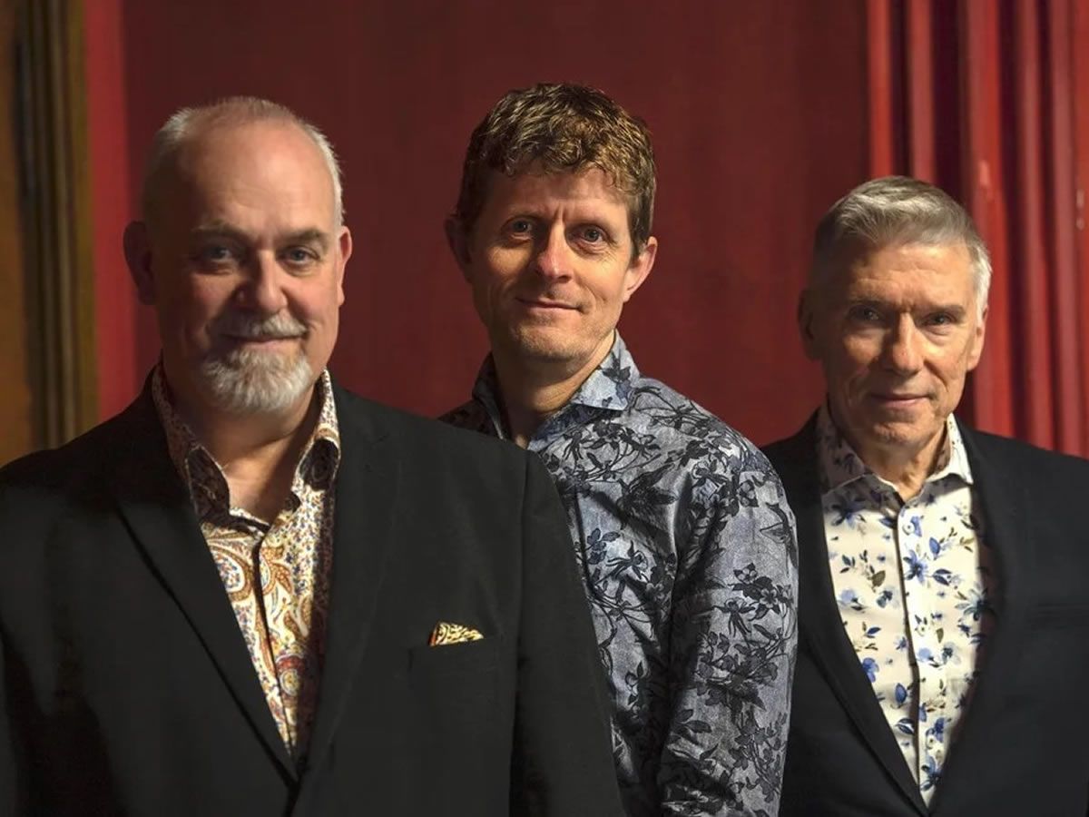 Tim Kliphuis Trio at Music in Dollar