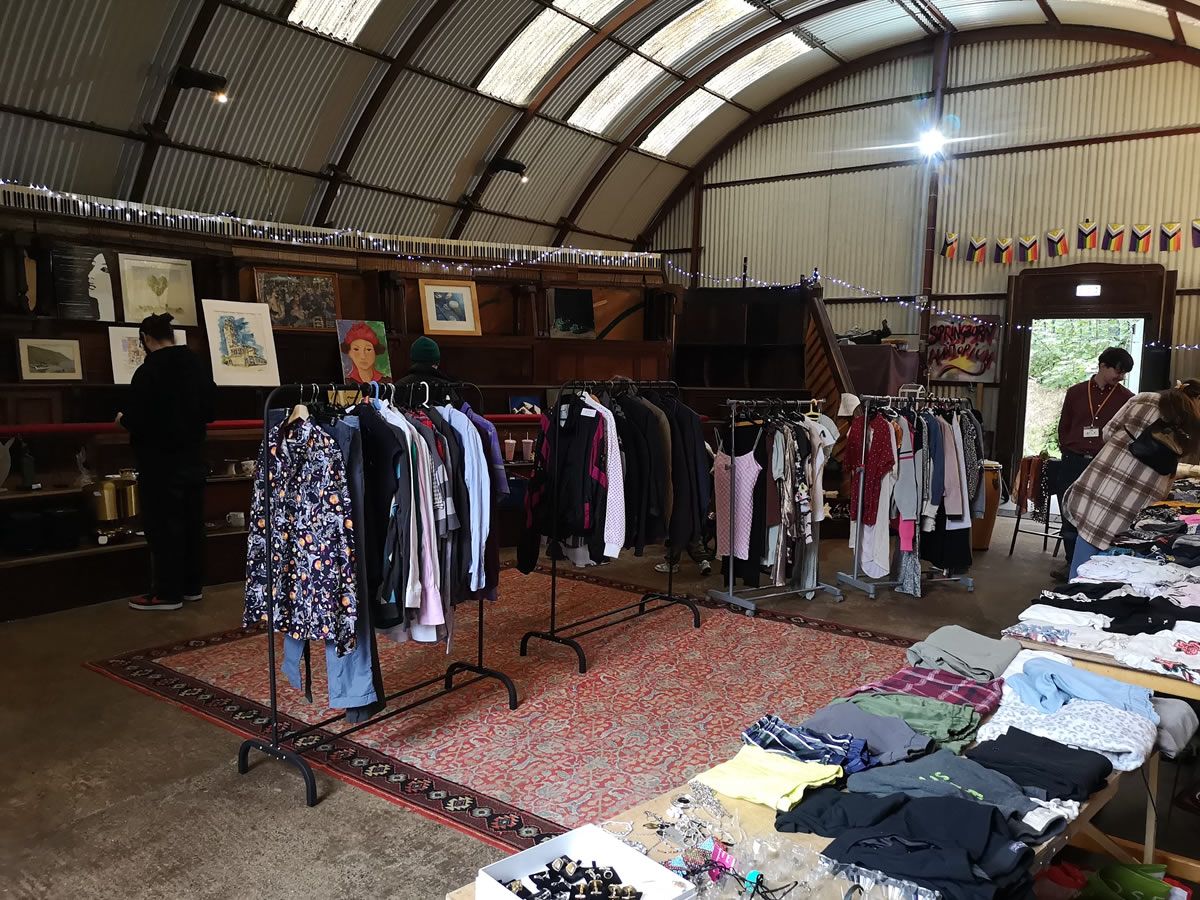 Off the Rails - Secondhand Market