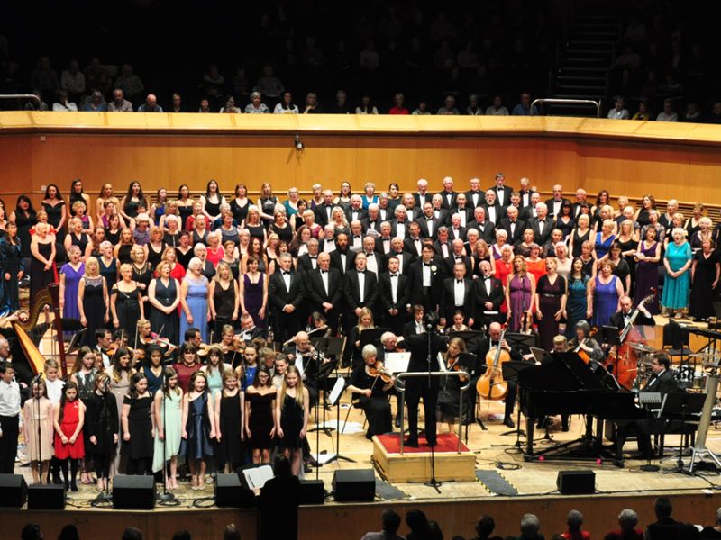 Springfield Cambridge Festival Chorus and Orchestra present ‘A Christmas Moment’