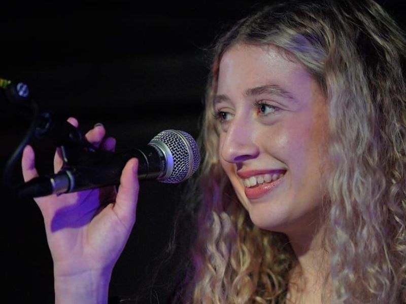 Niamh Morris