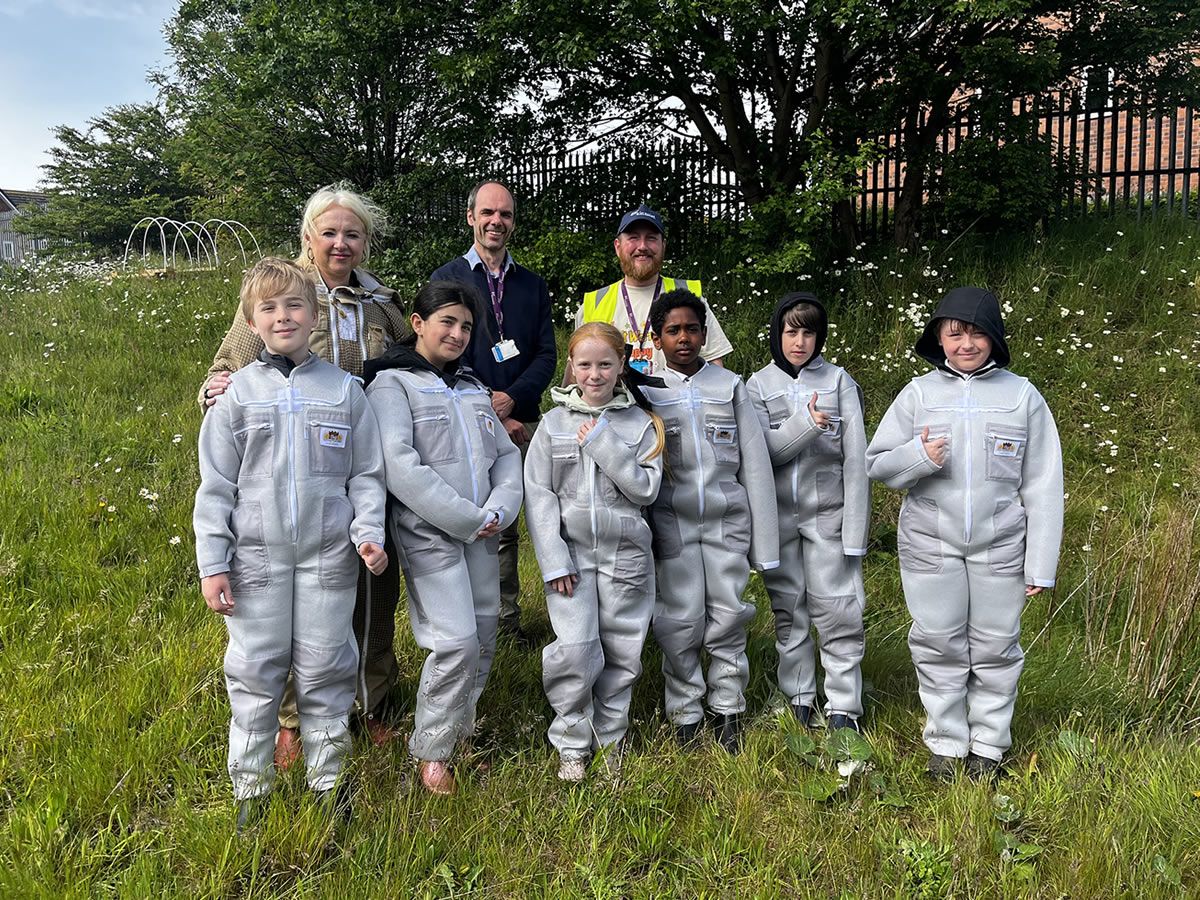 Edinburgh pupils discover the world of beekeeping with educational day at Fort Kinnaird