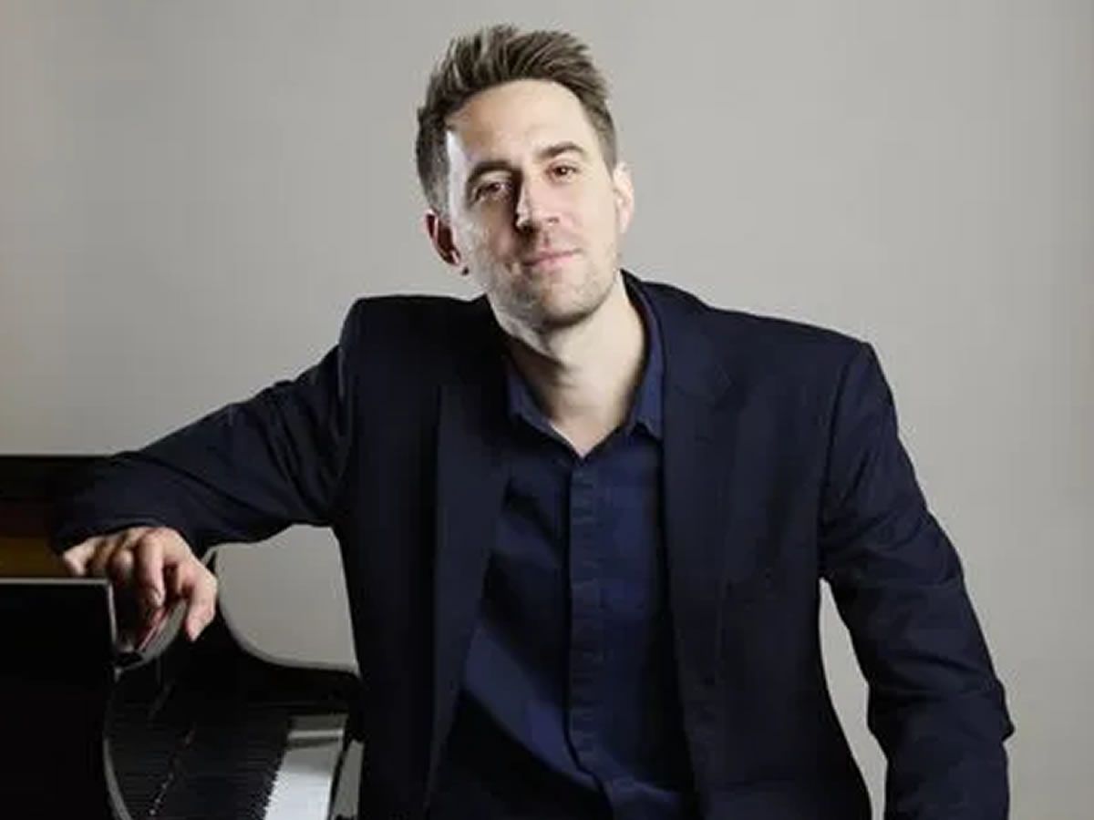Bach Goldberg Variations by Candlelight