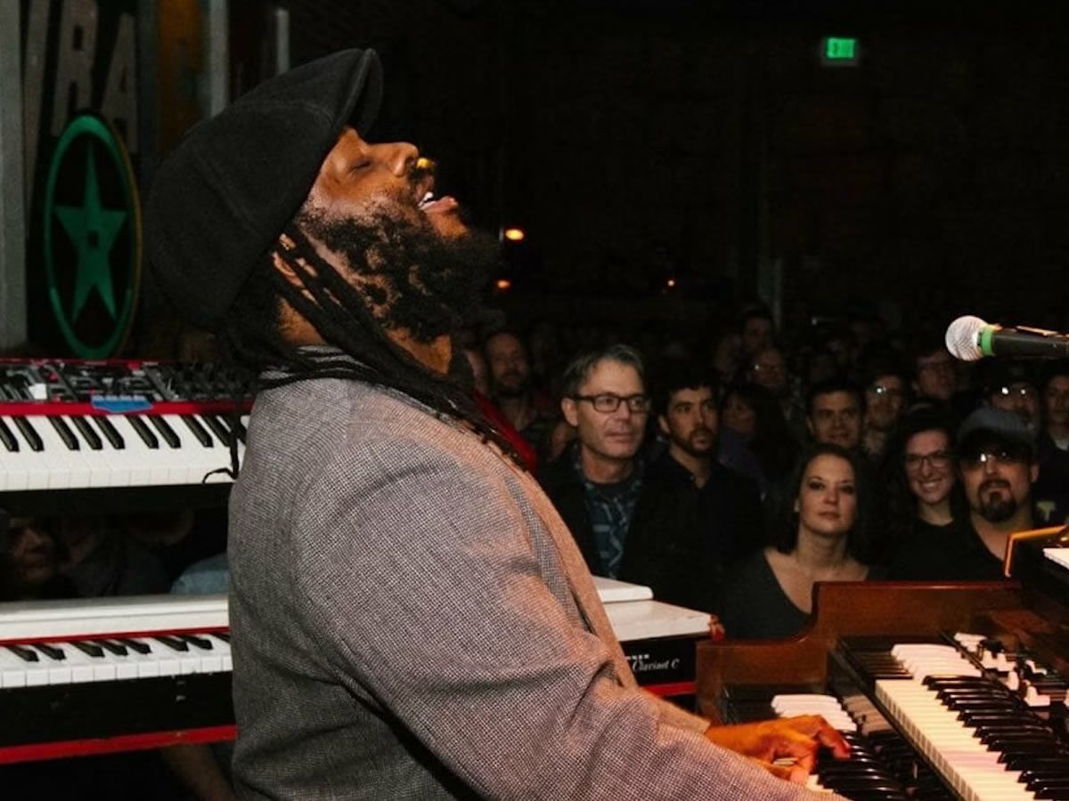 Delvon Lamarr Organ Trio