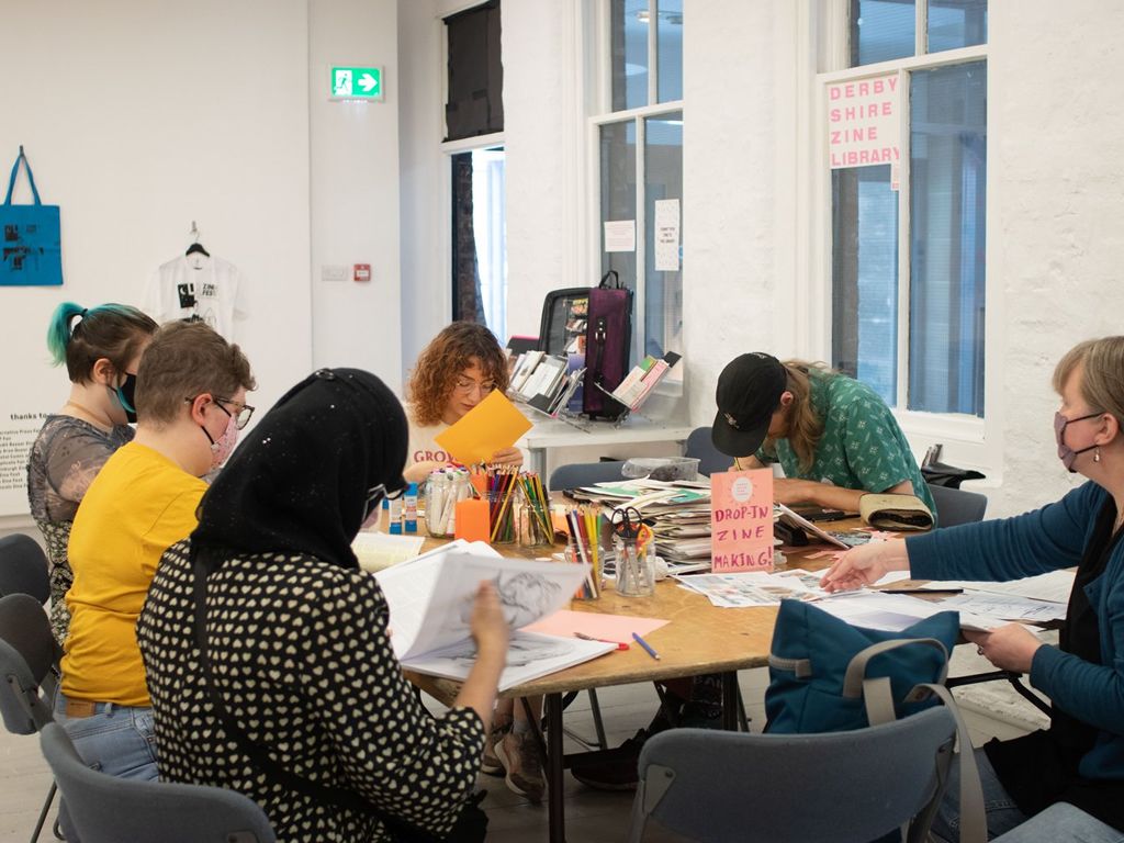 Glasgow Zine Fest: Drop-In Zine Making