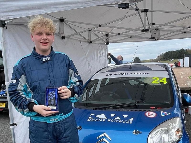 Stirling Teenager Gears up for Scottish C1 Track Racing Season
