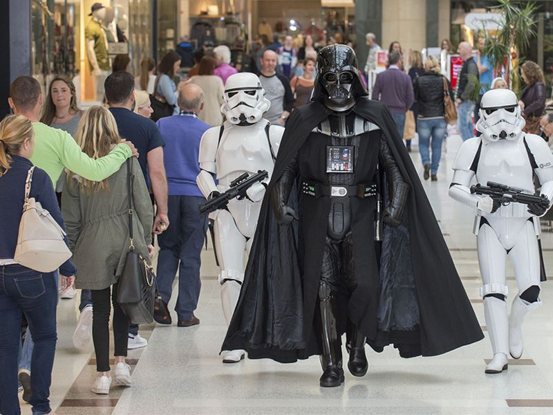 Darth Vader comes out from the Dark Side at Braehead mall to raise money for hospital charity