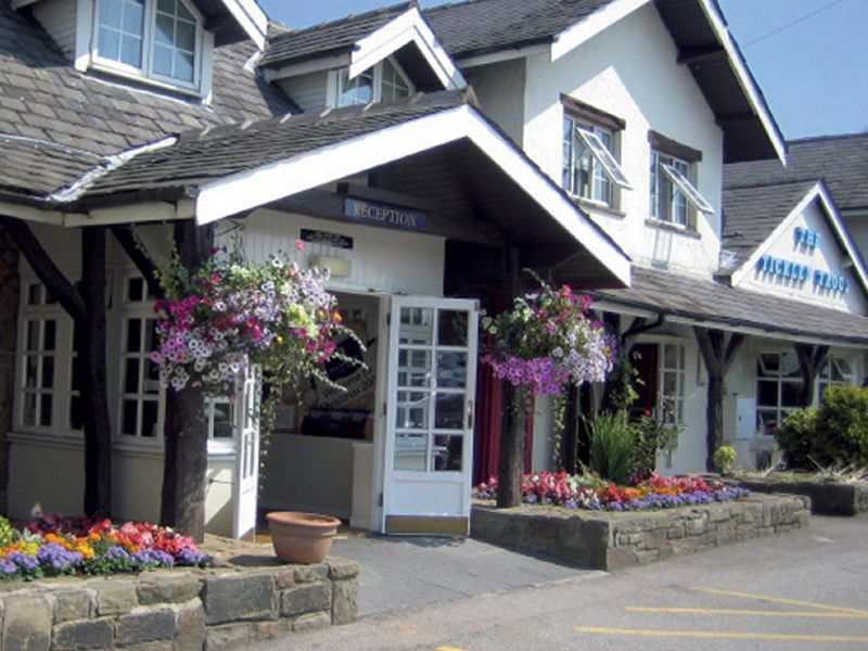 Macdonald Tickled Trout Hotel, Preston