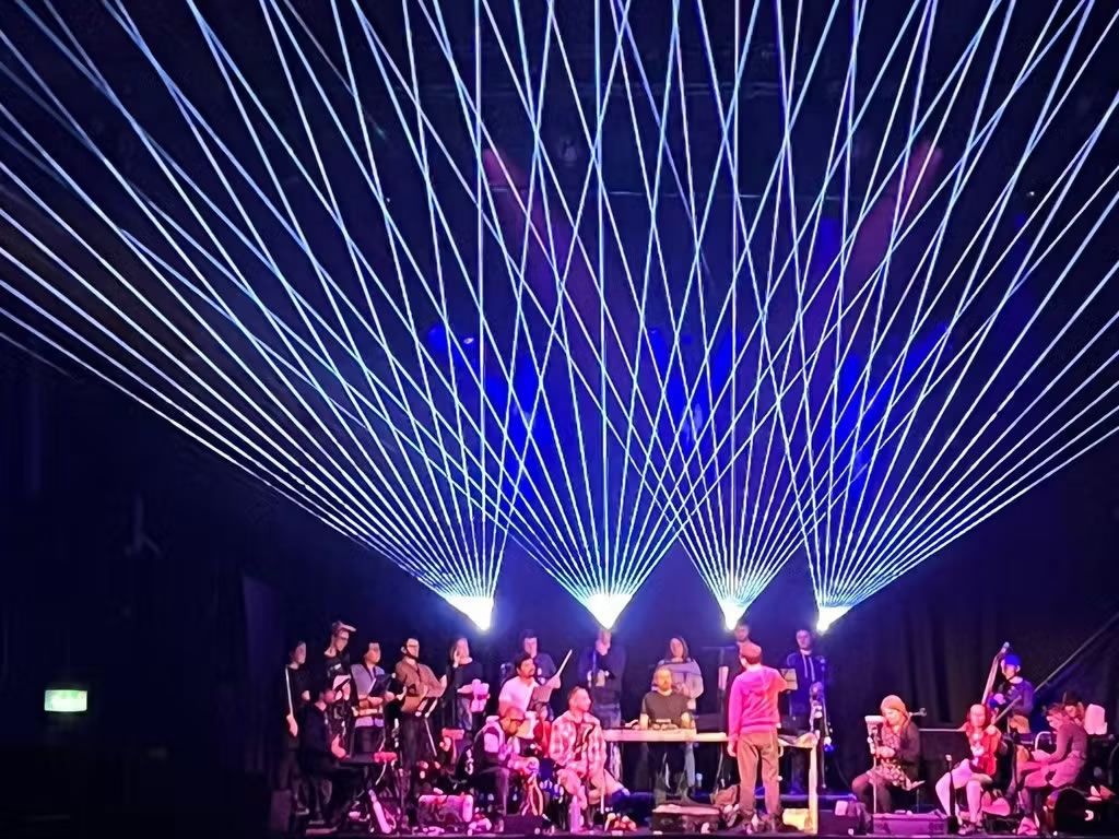 Family Symphonic Laser Spectacular Accompanied By Big Noise