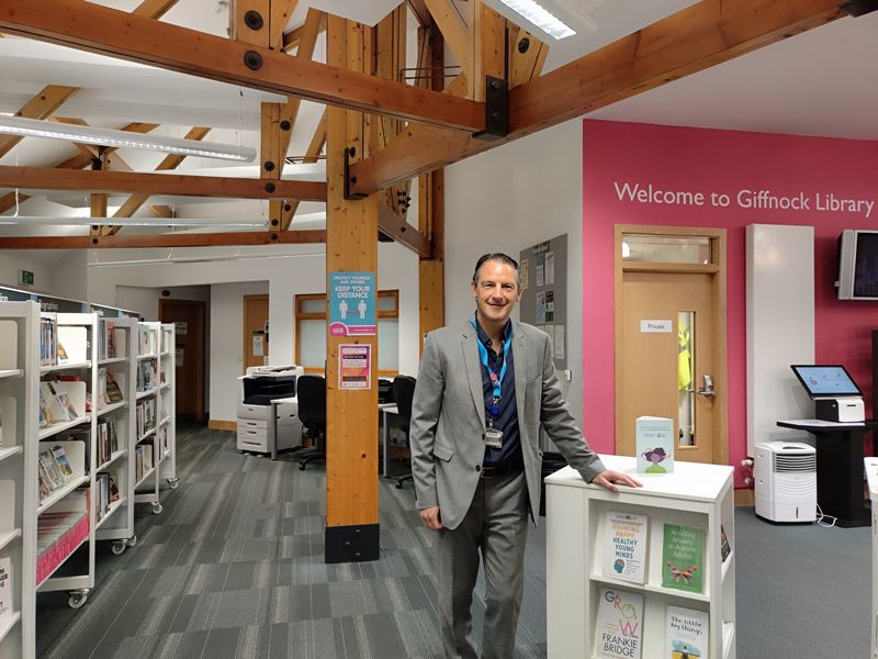 East Renfrewshire Libraries celebrate book bundle boost