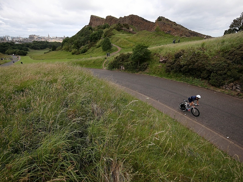 Top Triathletes to Tough It Out in Edinburgh