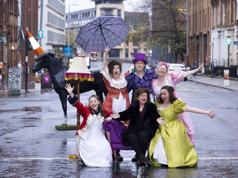 Elaine C. Smith welcomes cast of Pride and Prejudice (Sort Of) back to Glasgow!