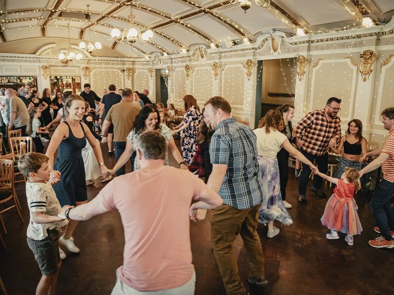 Sloans launches Wee Ceilidh
