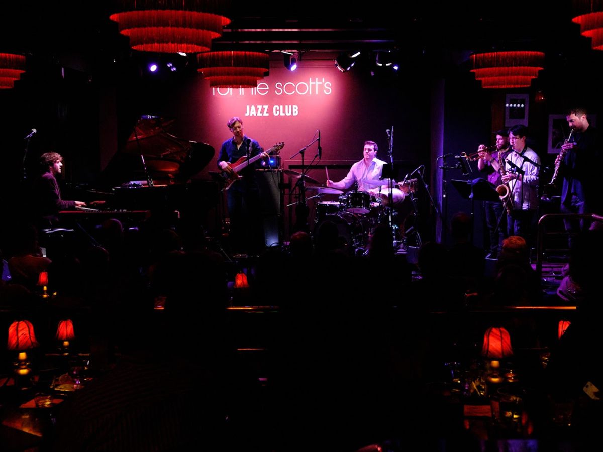 Nimbus Sextet and Support