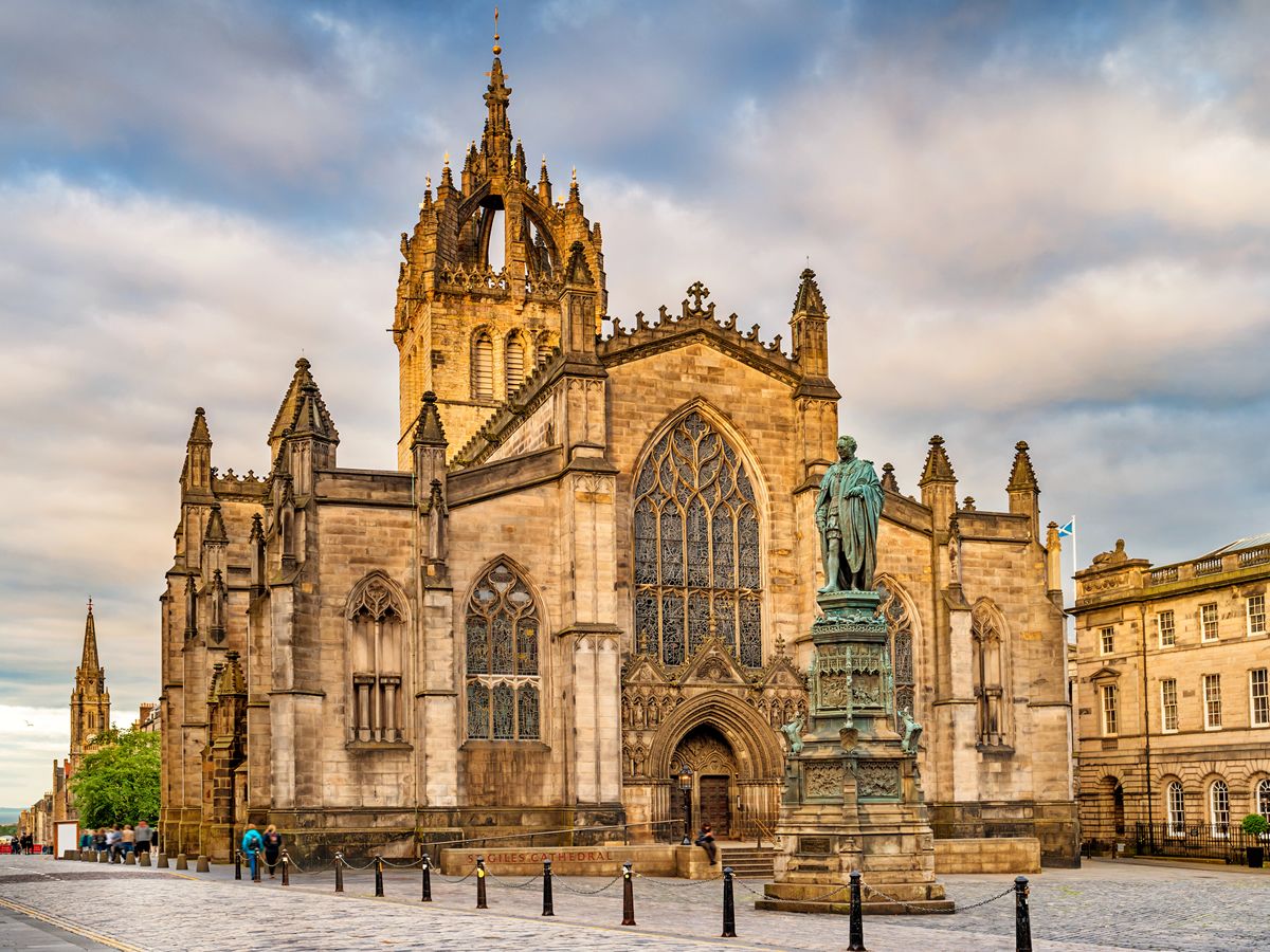 Edinburgh St Giles Cathedral Hosts Vivaldi Concerts by Candlelight