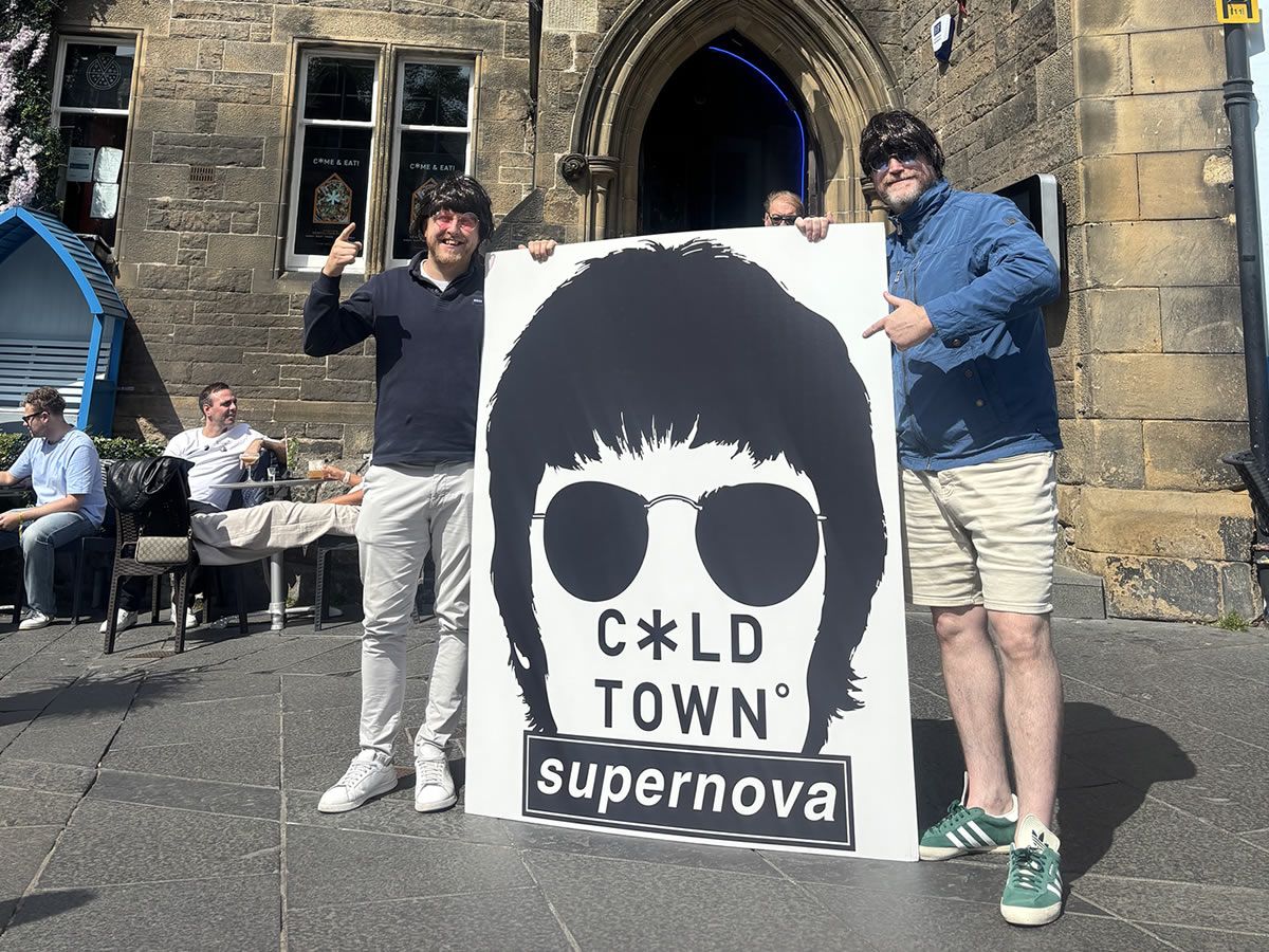 Castle view bar reveals Supernova makeover for Oasis fans in Edinburgh