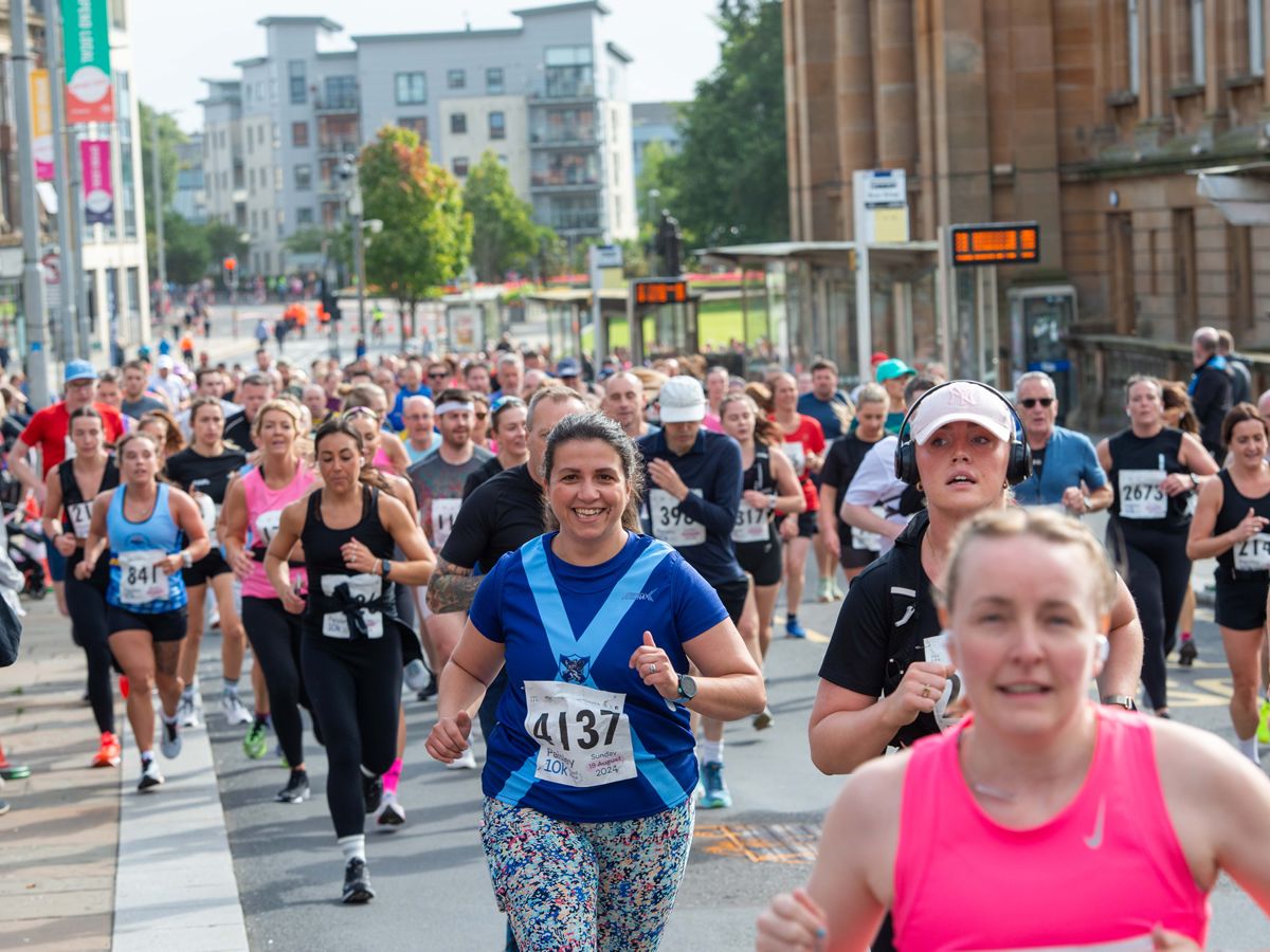 Record number of runners sign up to Paisley 10k