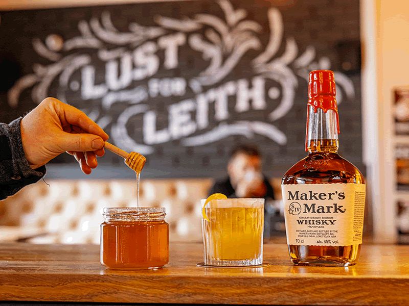 Makers Mark brings its Remarkable Neighbourhood Initiative to Edinburgh