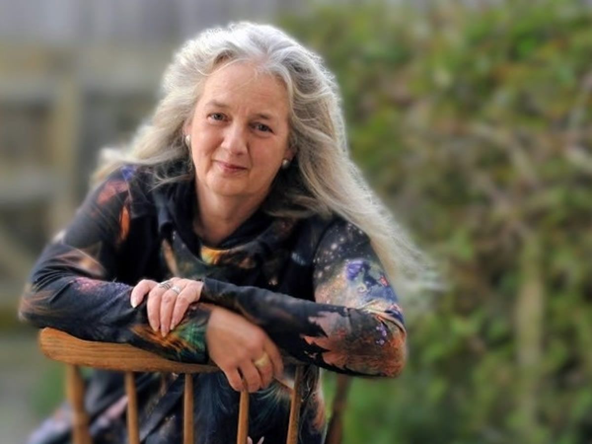 Driftwood Tales : Storytelling with Riikka Palonen