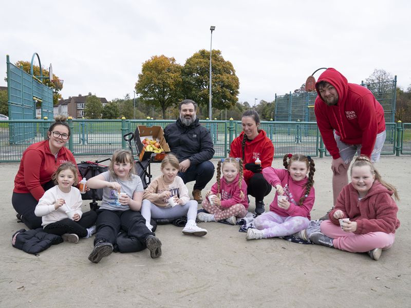 Tasty charity donation for Meals & More from Innis & Gunn News What