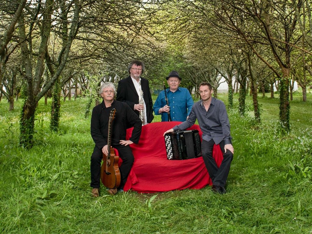 Skolvan with Shorelines Trio: Nuala Kennedy, Tara Breen & Tony Byrne
